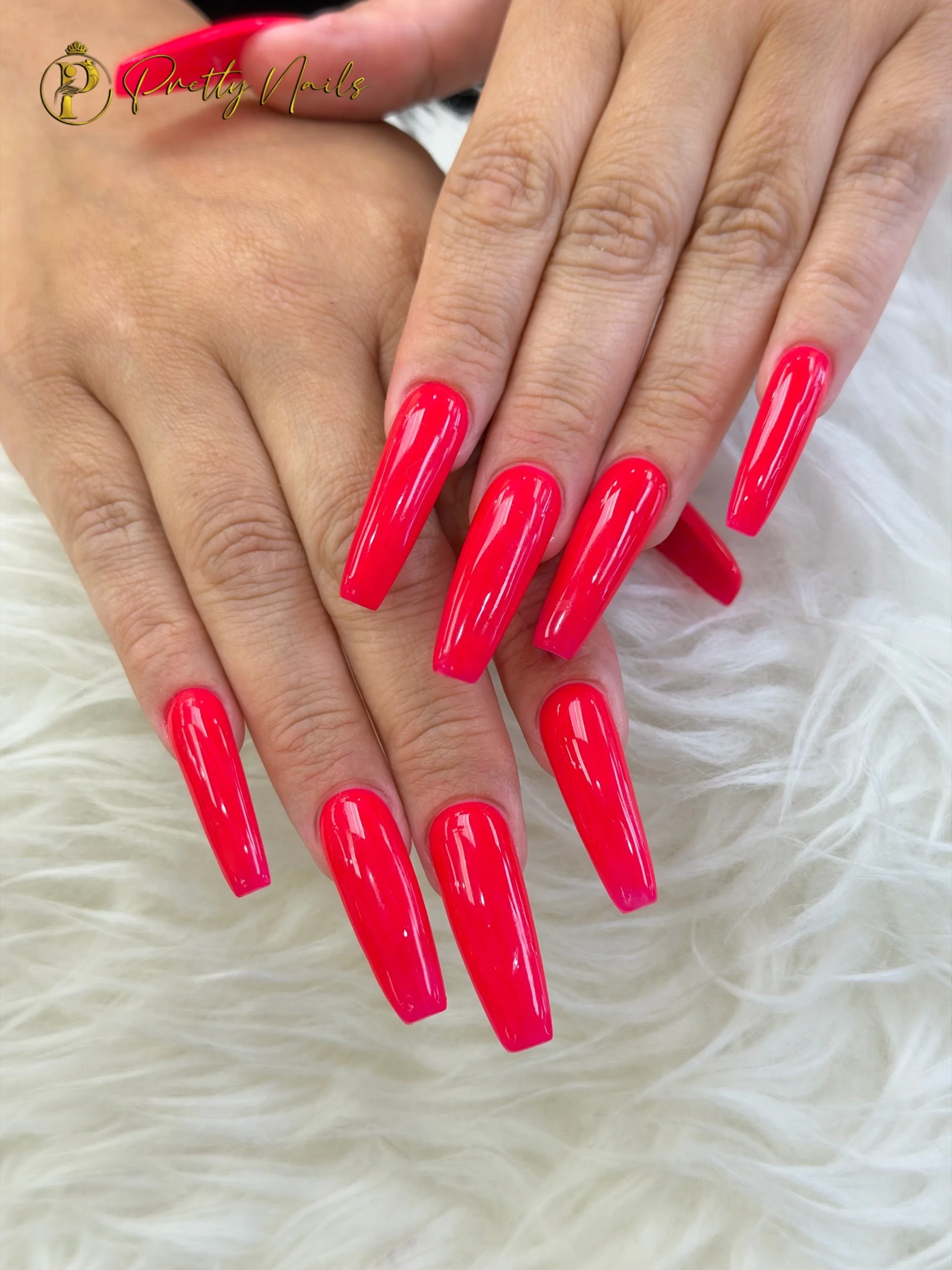 Top nails